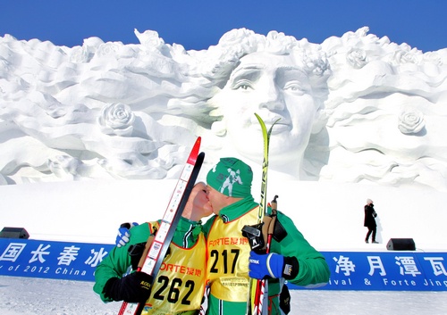 You are currently viewing The splendid snow sculpture, the gift presented by the real master!